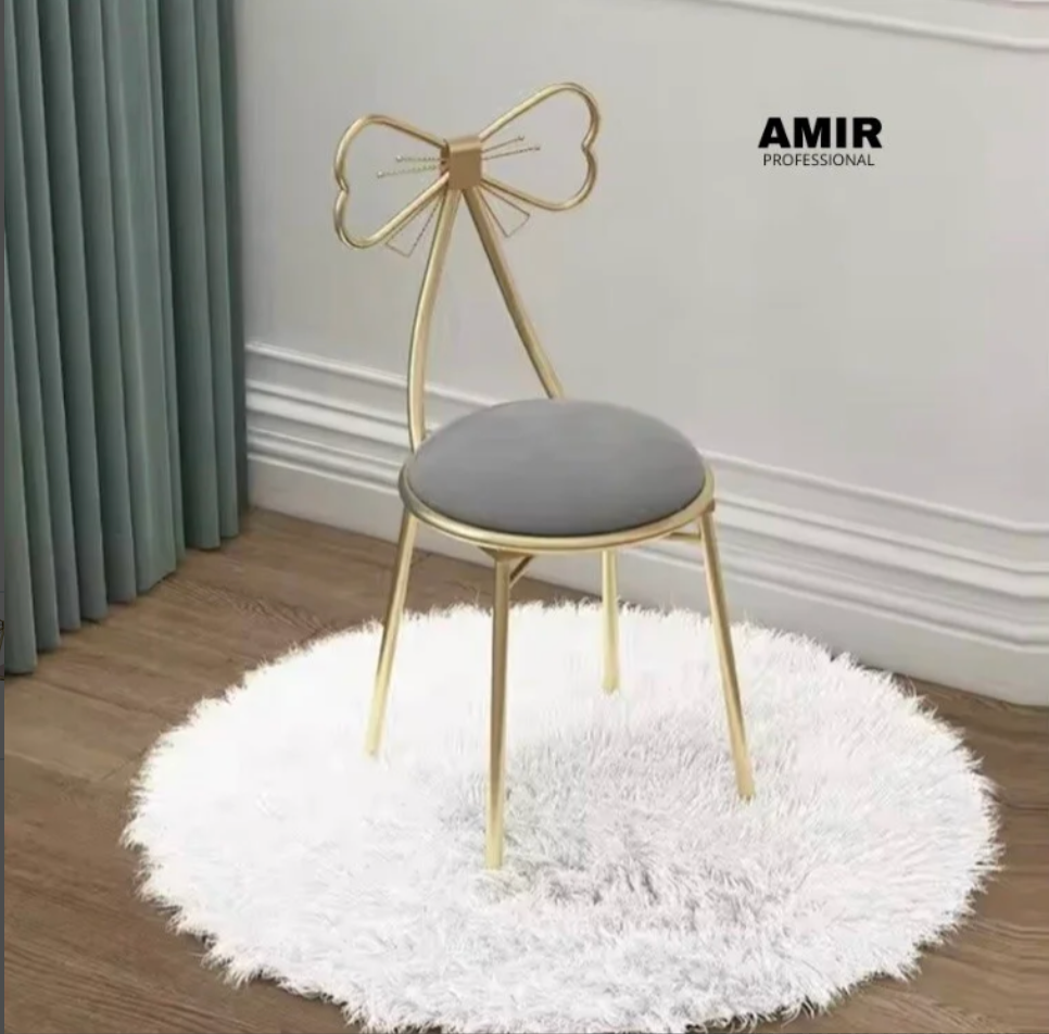 Silla Mariposa – Elegancia y Comodidad para Salones de Belleza y Uñas