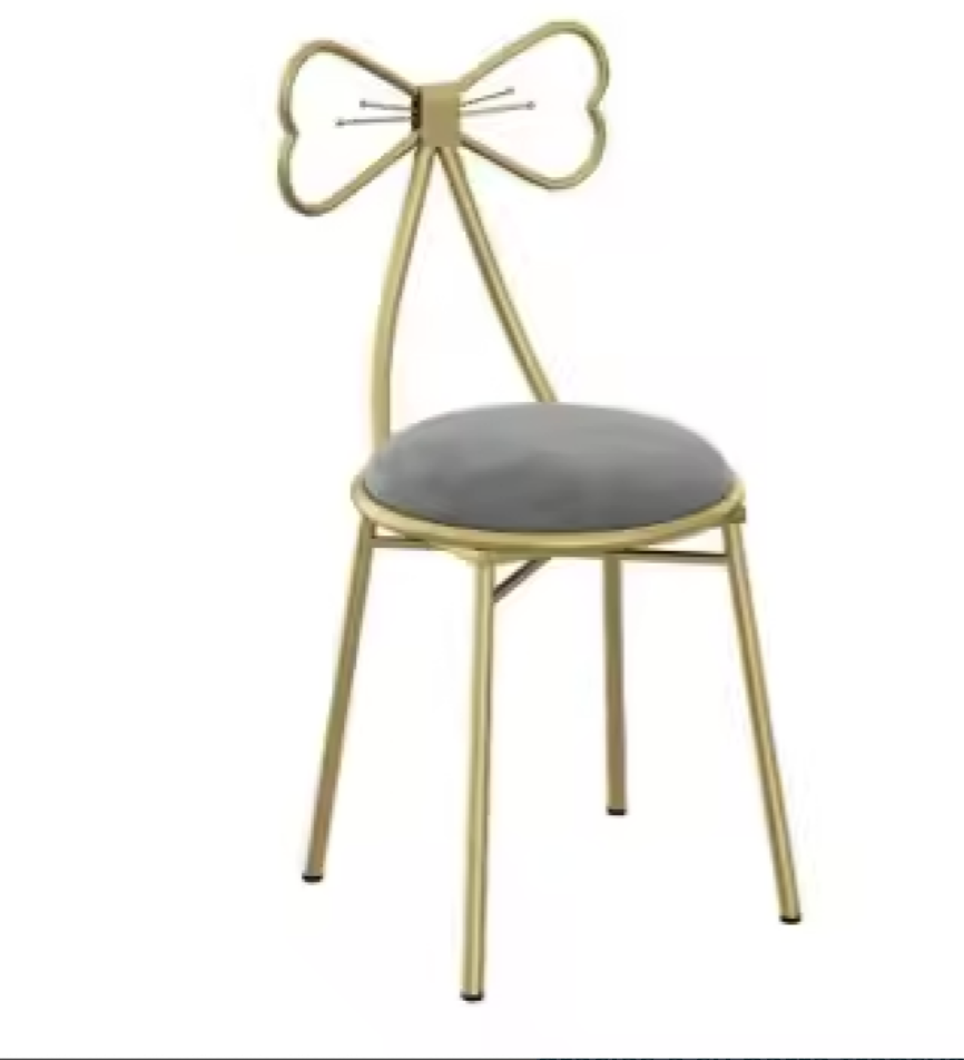 Silla Mariposa – Elegancia y Comodidad para Salones de Belleza y Uñas